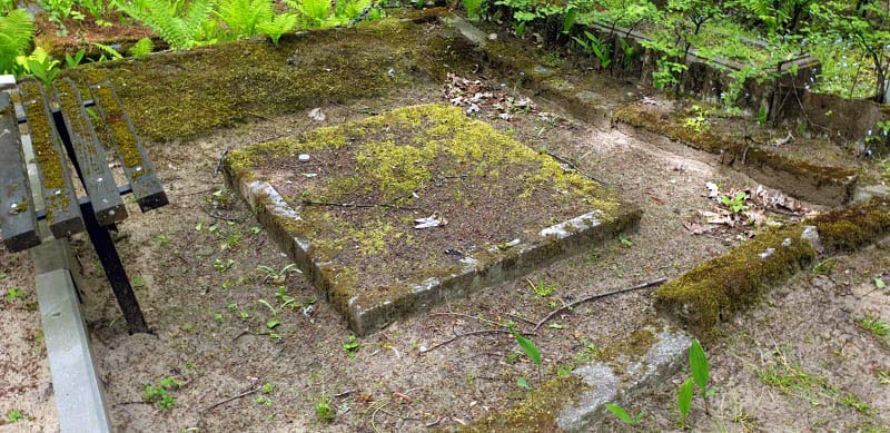 Kapatvieta pirms uzkopšanas kapos