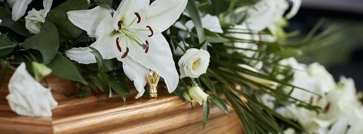 Kremācija - Kā Apglabāt Kremēta Cilvēka Mirstīgās Atliekas