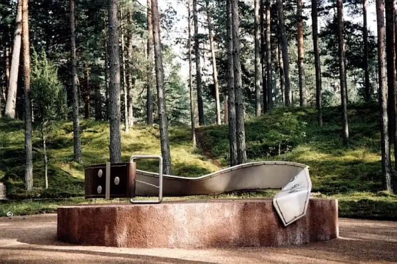 Citi Medību Lauki, dzīvnieku kapsēta 