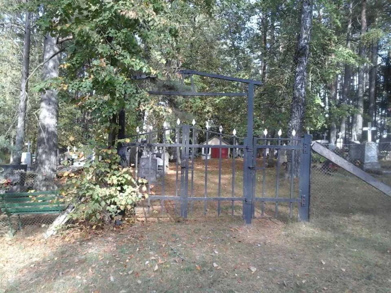 Plikā kalna kapsēta 