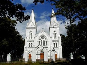 Bikavas Vissvētās Jēzus Sirds Romas katoļu baznīca