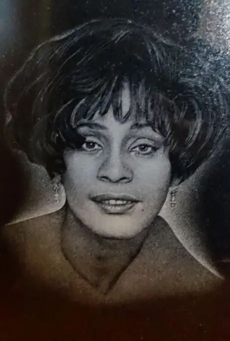 EVEN IK - Kapu pieminekļu izgatavošana 