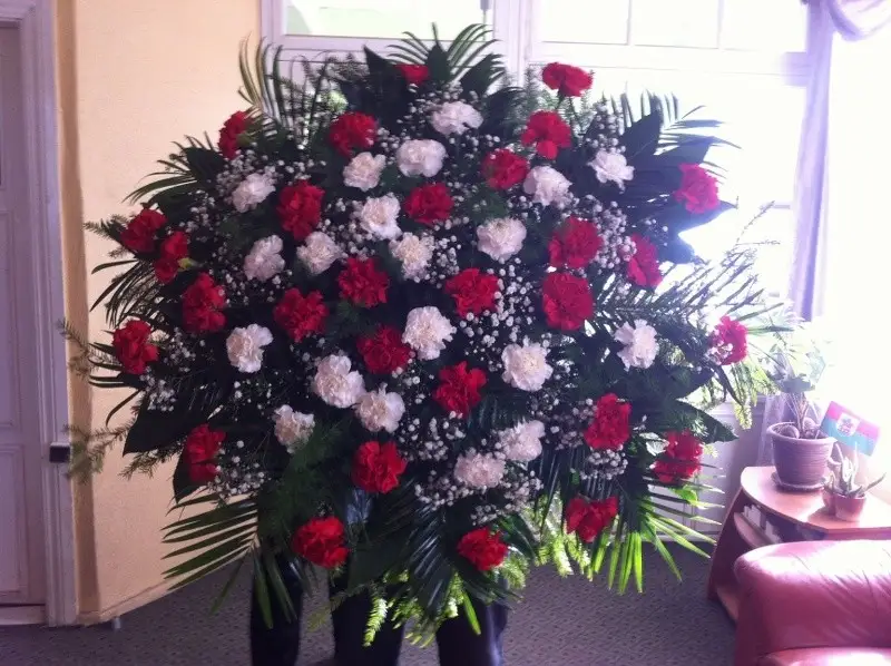 Траурные цветы  Rainar SIA