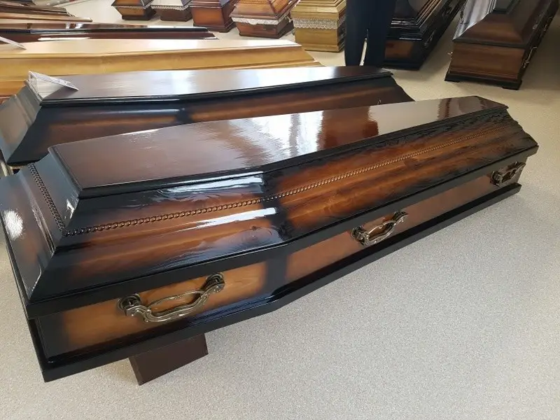 Гробы из дерева  Rainar SIA