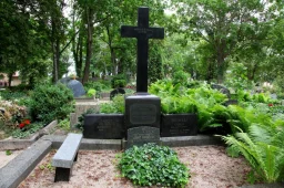 Ventspils, Alkšņu iela 40