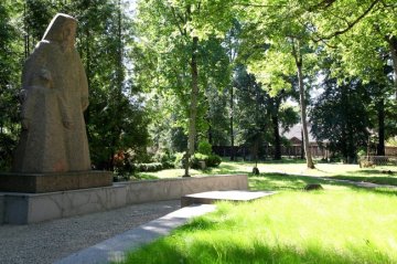 Kuldīga, Annas kapi