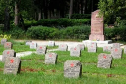 Otrā pasaules kara kritušo padomju karavīru Brāļu kapi, Jekabpils