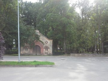 Cēsis, Lauciņu kapi