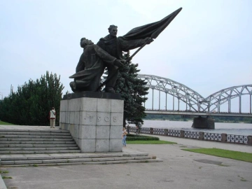 Piemineklis 1905. gada cīnītājiem Logo