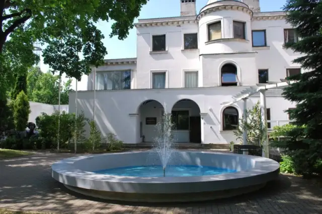 Eduarda Smiļģa teātra muzejs 