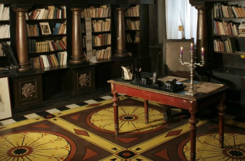 Eduarda Smiļģa teātra muzejs 