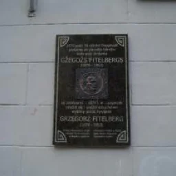 Gžegoža Fitelberga memoriālā piemiņas plāksne