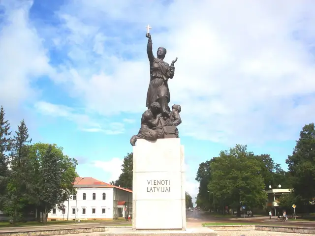 Piemineklis Vienoti Latvijai 