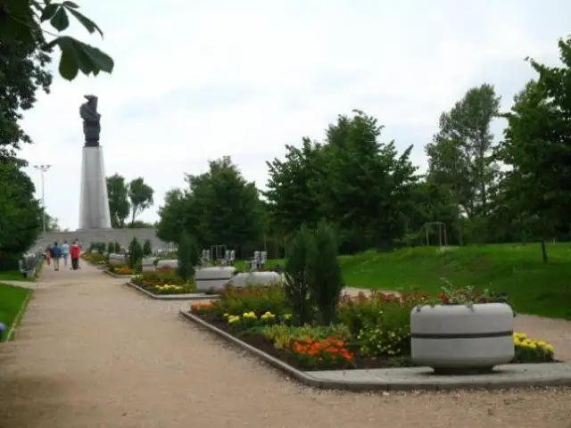 Piemineklis bojā gājušajiem jūrniekiem 