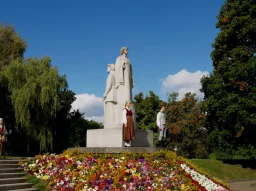 Dobeles atbrīvošanas piemineklis