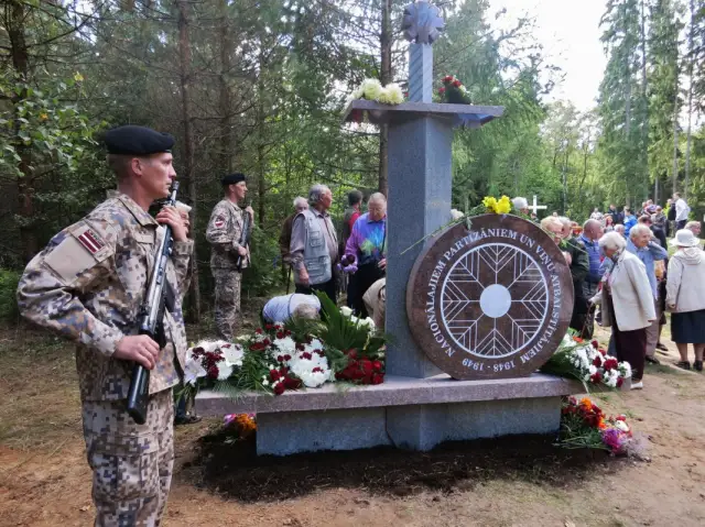 Īles nacionālo partizānu bunkurs un piemiņas vieta 