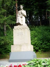 Meža kapi un K. Zemdegas piemineklis