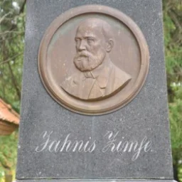 Jāņa Cimzes piemineklis un kapi