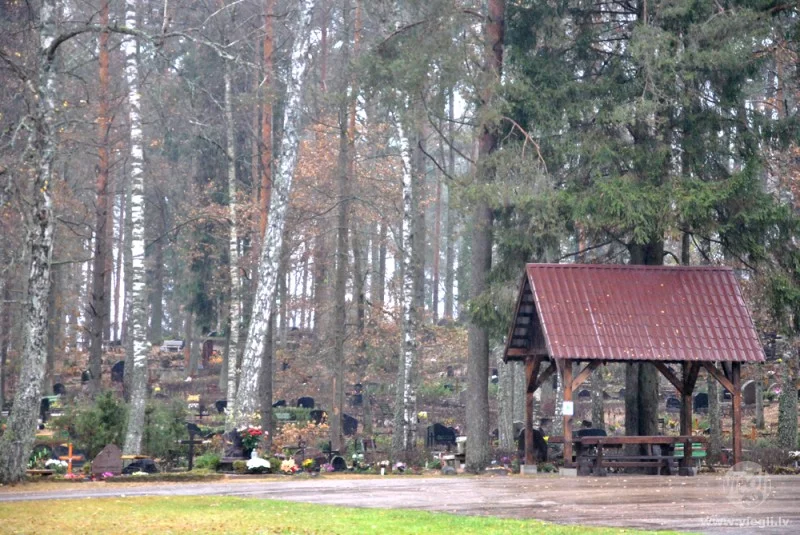 foto Lielvārde, Katoļu kapi