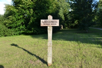 PIEMIŅAS AKMENS FRICIM BRĪVZEMNIEKAM Logo