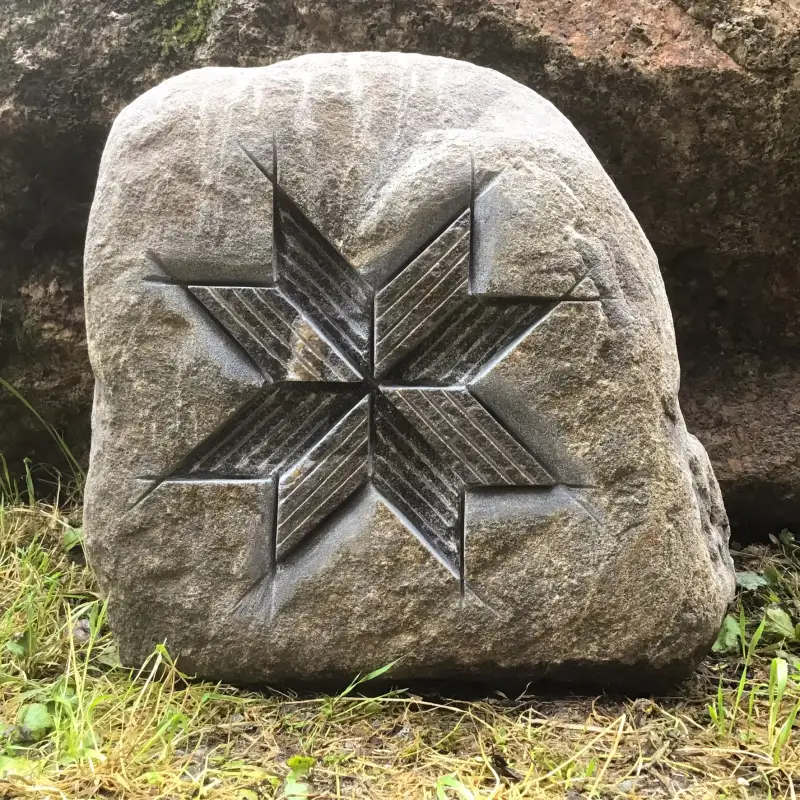 Auseklis - cauri laikiem vienmēr aktuāls. Meistarīgi iezāģēts un atkalts.