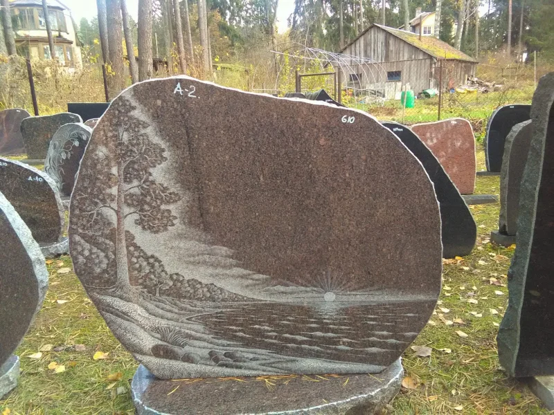 Kapu pieminekļu izgatavošana pie Katlakalna kapiem (Juris Romanovs) 