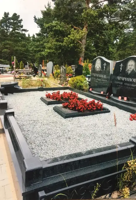 Anatolija Stils Plus veikals - Pieminekļi Granīta pieminekļi un kapu kopšana Rīgā – individuāls risinājums katrai kapavietai