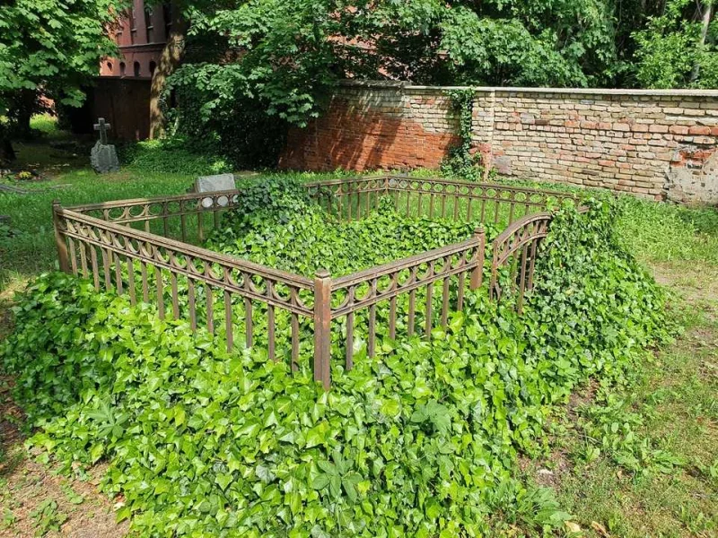 Liepājas Vecā katoļu kapsēta 