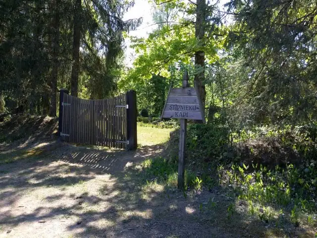 Stīpnieku kapi 