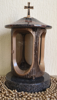 Granīta svečturis ar bronzas karkasu