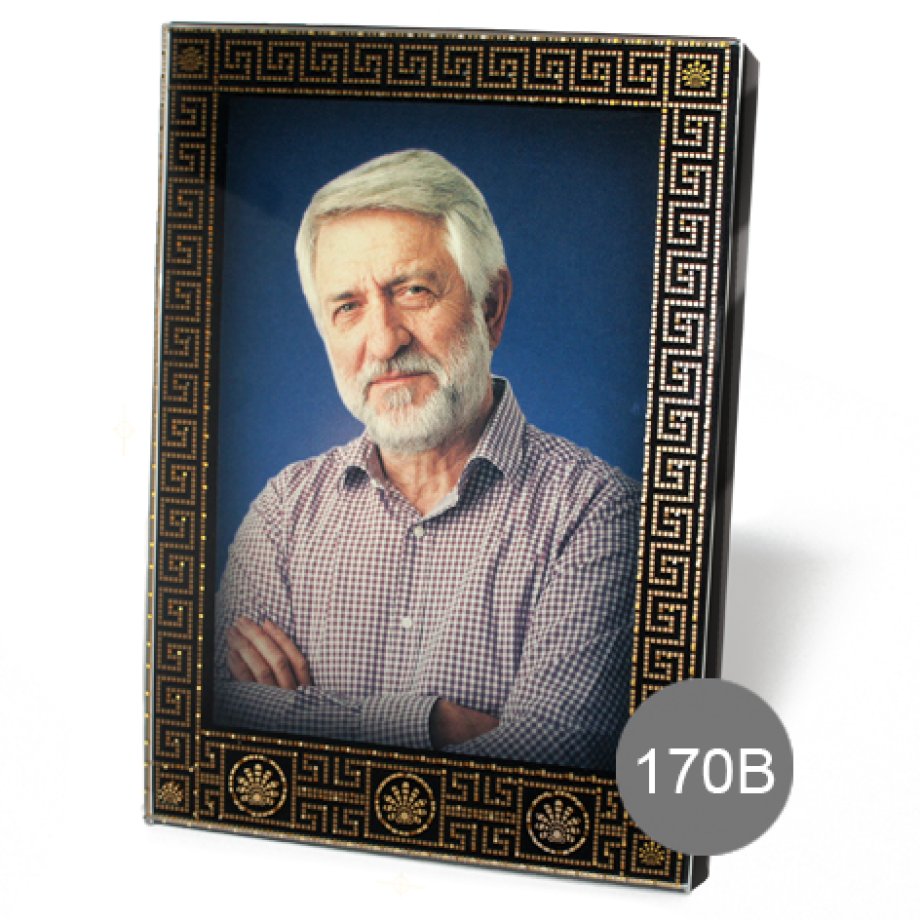 Decorative portrait in glass