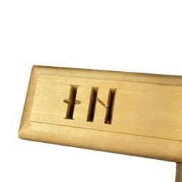 Preview image for  Koka krusts ar ornamentiem