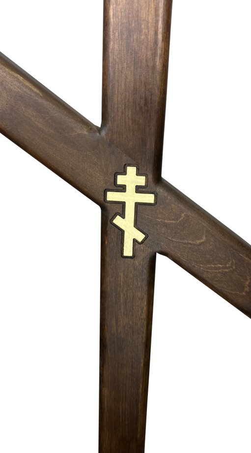 Koka krusts ar ornamentiem