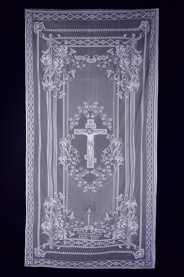 Burial cover with a cross