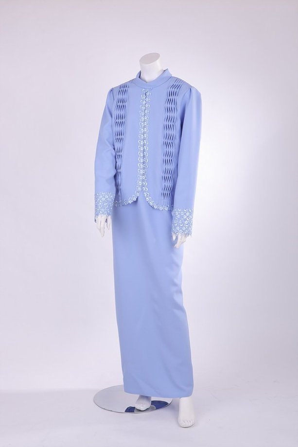 Clothing for the deceased