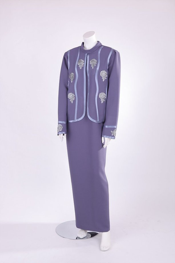 Clothing for the deceased