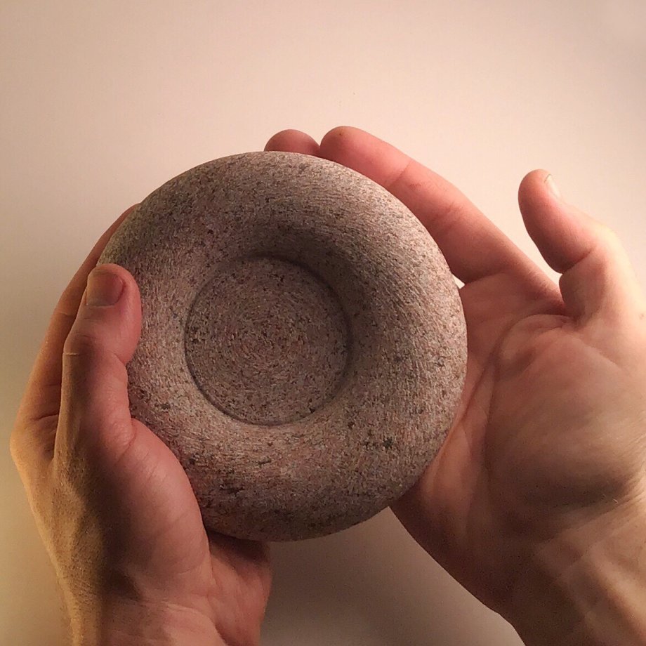 Granīta svečturis /sveces paliknis