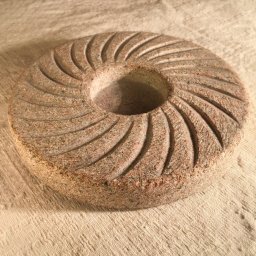 Preview image for  Svečturis - dekoratīvs dzirnakmens