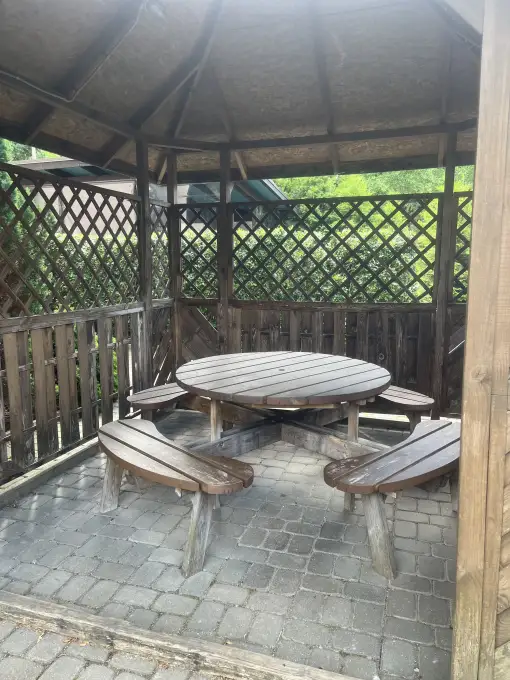 Eleonora — Svinību nams „Reineka Grupa” Зал торжеств «Элеонора» – уютное место для теплых прощаний