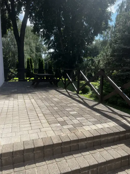 Eleonora — Svinību nams „Reineka Grupa” Зал торжеств «Элеонора» – уютное место для теплых прощаний