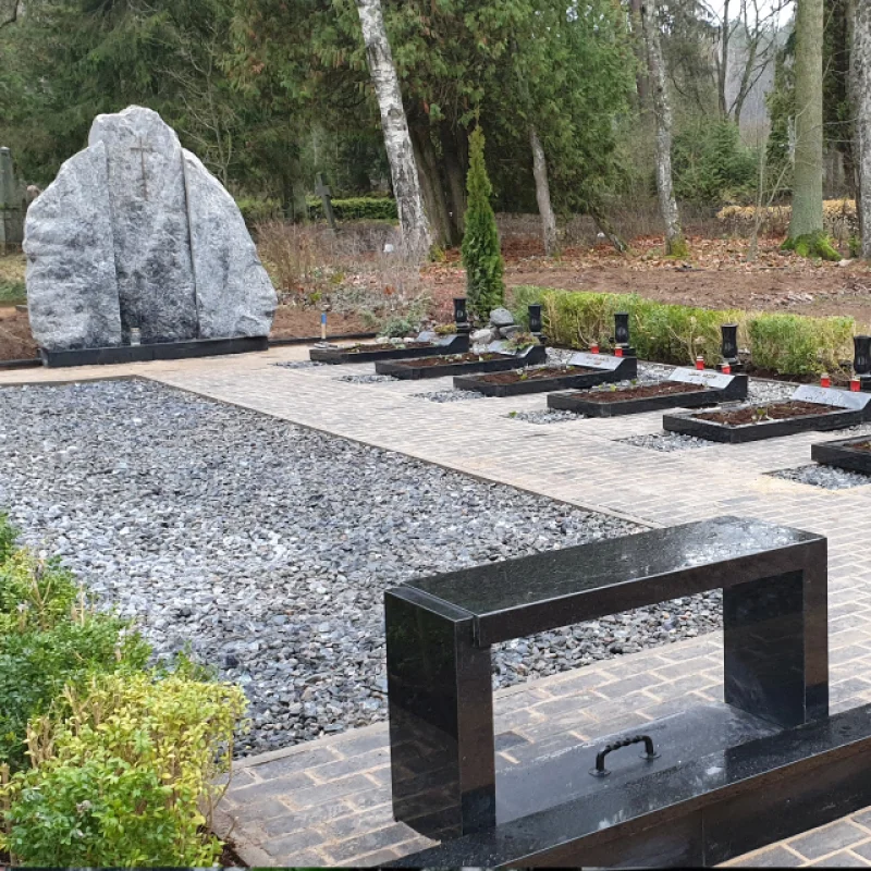 Ģimenes kapavietas labiekārtošana