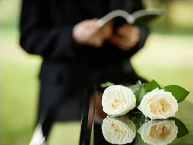 Священнослужители различных религиозных конфессий, светское провожание