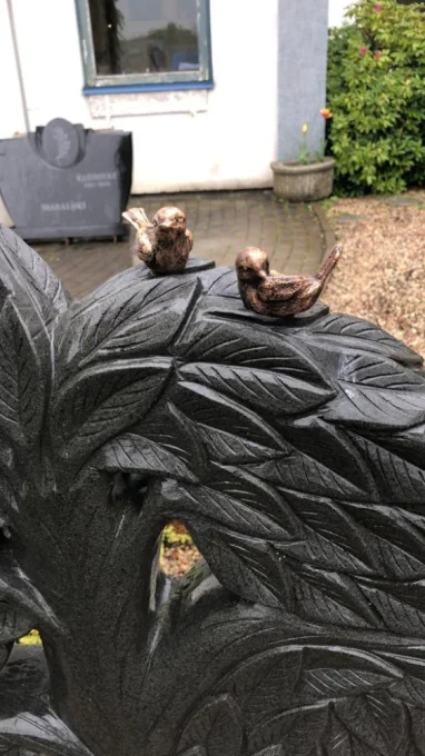 SKS Granit SIA SIA SKS GRANIT в Елгаве – гранитные надгробия и благоустройство мест захоронения