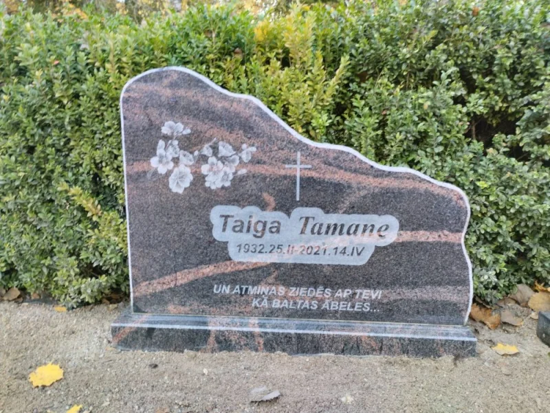 SKS Granit SIA SIA SKS GRANIT в Елгаве – гранитные надгробия и благоустройство мест захоронения