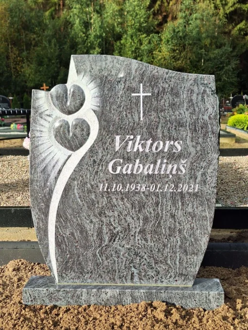 SKS Granit SIA SIA SKS GRANIT в Елгаве – гранитные надгробия и благоустройство мест захоронения