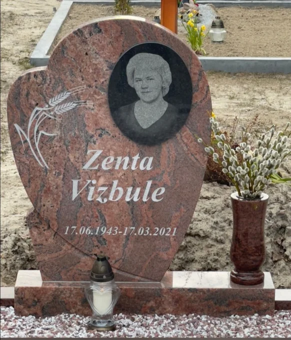 SKS Granit SIA SIA SKS GRANIT в Елгаве – гранитные надгробия и благоустройство мест захоронения