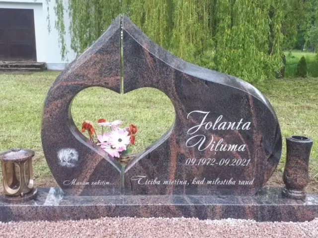 Гранитные памятники