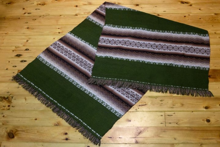 Tautiskās segas zārkiem Rīgā