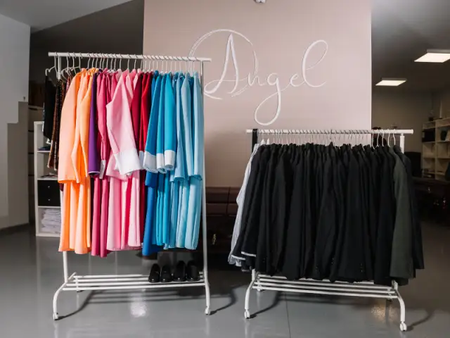 Clothing for the deceased