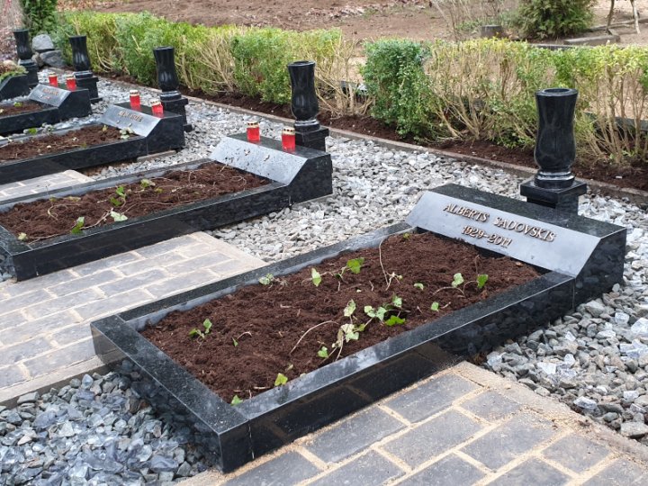 Granite gravestone with pedestal for inscription